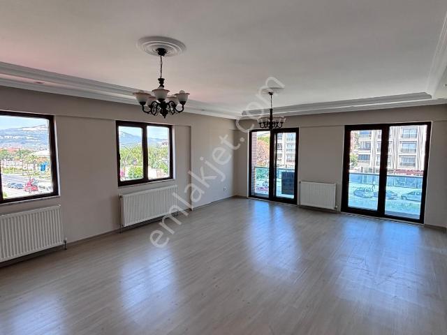 Yeni, Yatağan içerisinde kiralık mülk