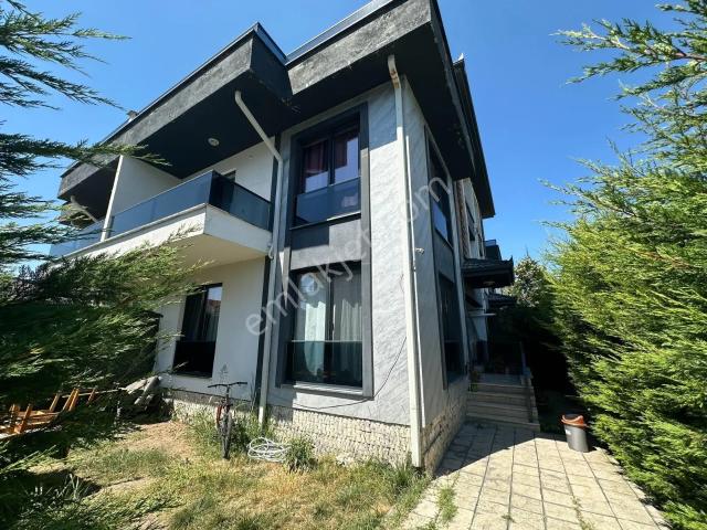 Serdivan, Sakarya içerisinde kiralık Villa