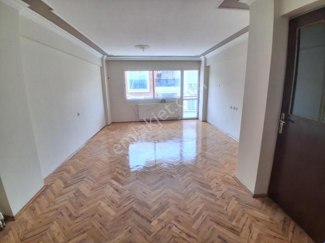 Karşiyaka, İzmir içerisinde kiralık mülk