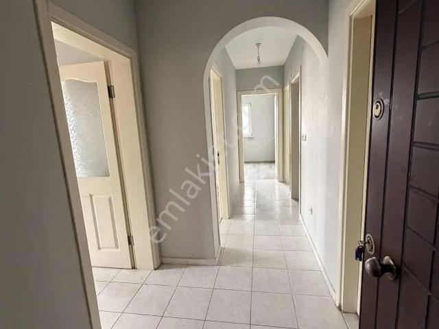 Yenikent Mahallesi, Esenyurt içerisinde kiralık mülk