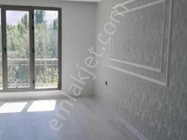 Bostanbaşı Mahallesi, Yeşilyurt içerisinde kiralık mülk