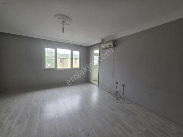 İstasyon Mahallesi, Küçükçekmece içerisinde kiralık mülk