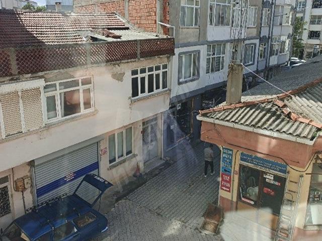 Akçaali Mahallesi, Gönen içerisinde satılık Bina