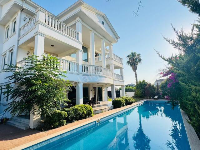 Serik içerisinde kiralık Villa