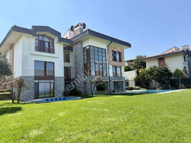 Marenegro Sitesi, Sarıyer içerisinde kiralık Villa