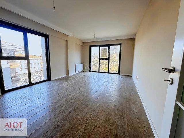 Üsküdar, İstanbul içerisinde satılık mülk