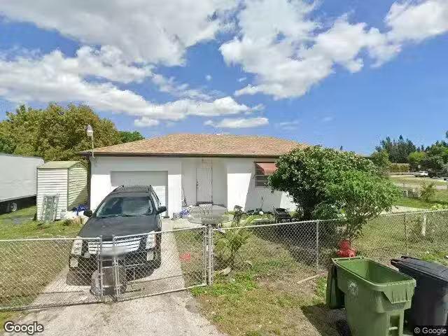 House for rent in Lake Worth