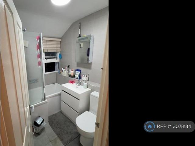 Apartment for rent in Upper Sydenham, Greater London