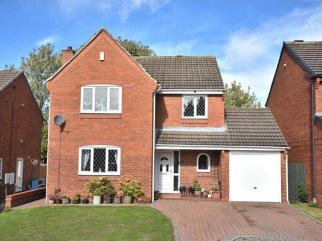 House for sale in Whitkirk, Colton