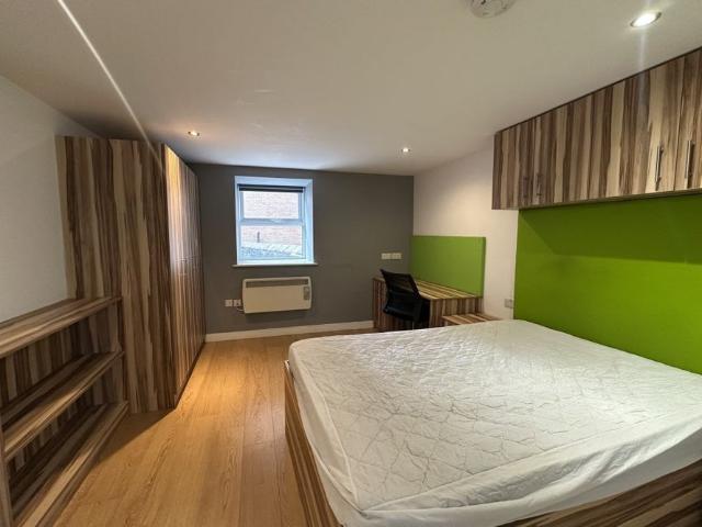 Apartment for rent in Huddersfield, West Yorkshire