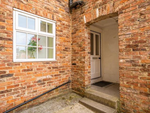 Apartment for rent in Fishers Green, North Yorkshire