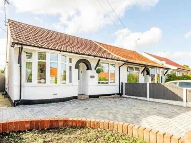 House for sale in Oulton Broad, East Suffolk