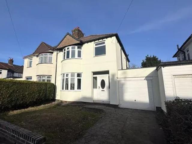 House for rent in Calderstones