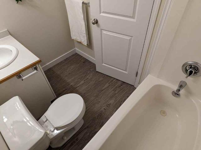 Apartment for rent in Wedgewood, Alberta