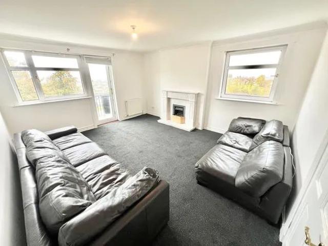 Apartment for rent in Blairbeth, Rutherglen