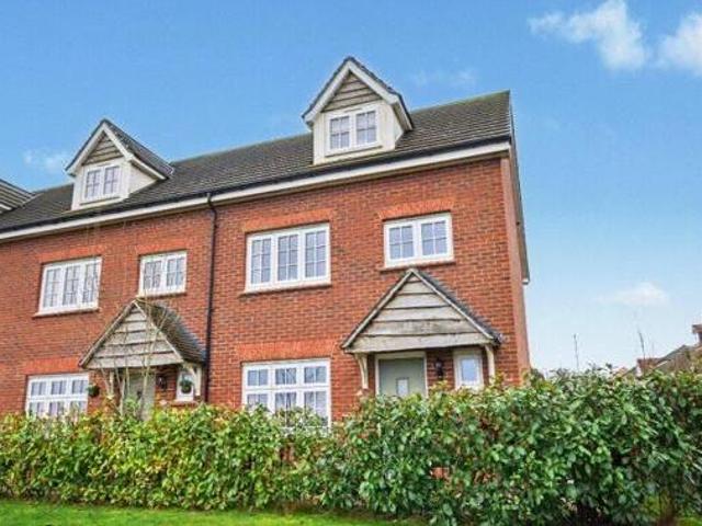 House for sale in Pinders Heath, West Yorkshire