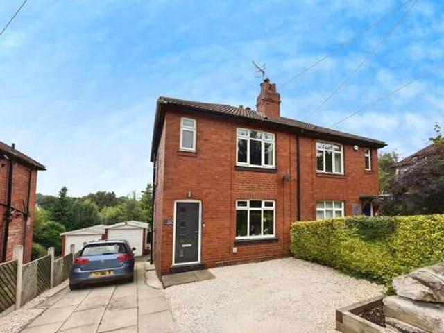 House for sale in Kirkstall, West Yorkshire