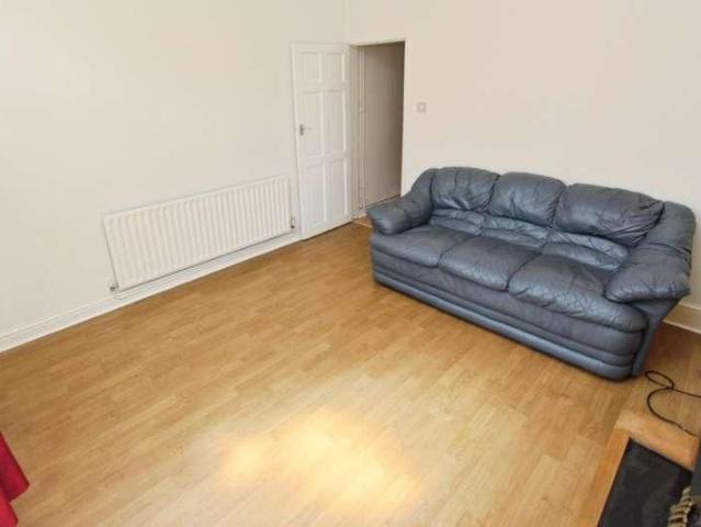 House for rent in Caldermill, East Midlands