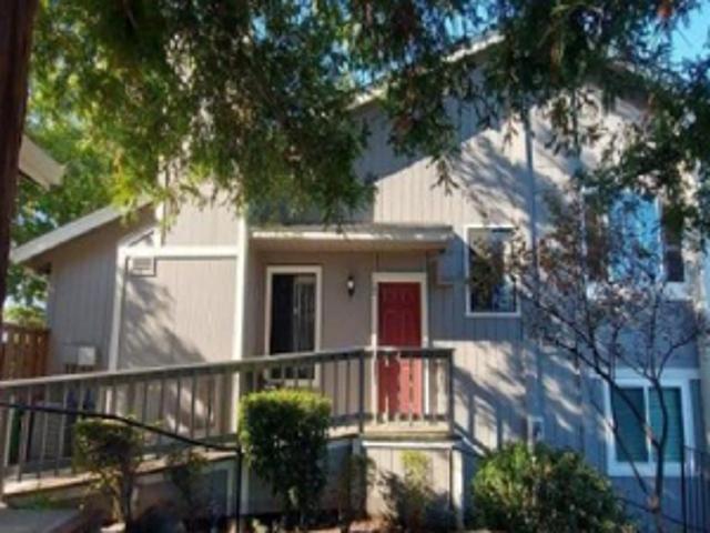 Condo for sale in Concord, California
