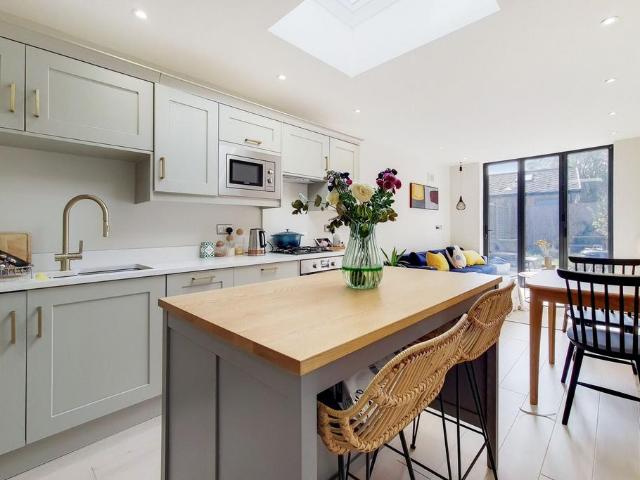 House for rent in Cossall Estate, Greater London