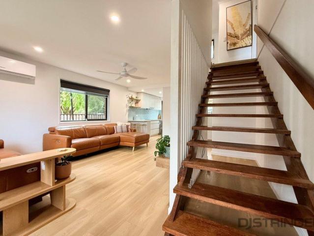 Townhouse for rent in Coolangatta, Gold Coast City