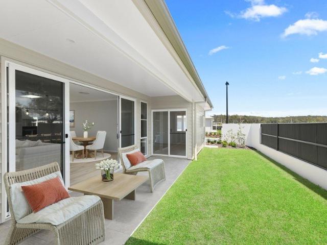 House for sale in Lake Cathie, New South Wales