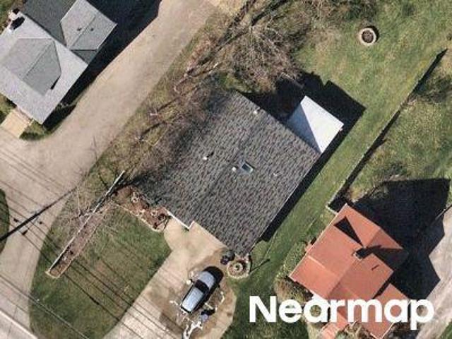 House for sale in Willoughby