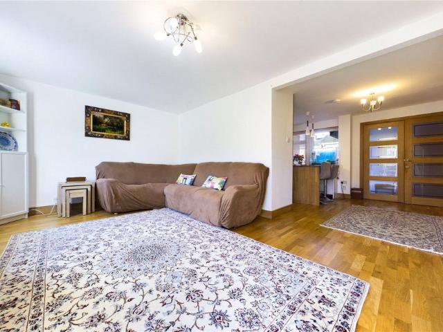 House for rent in Dee Park, Reading