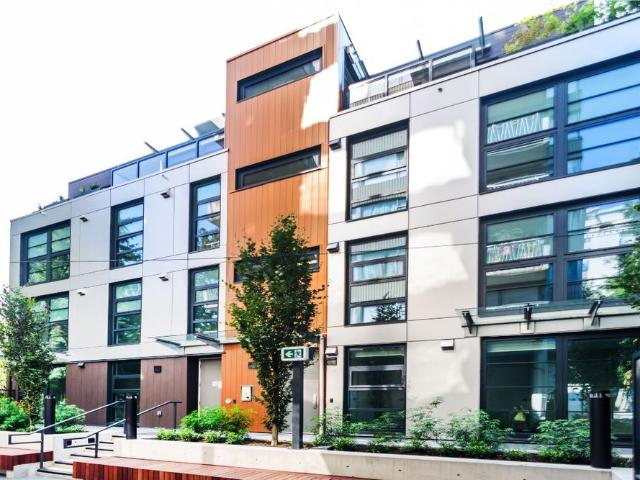 Apartment for rent in Davie Village, Vancouver