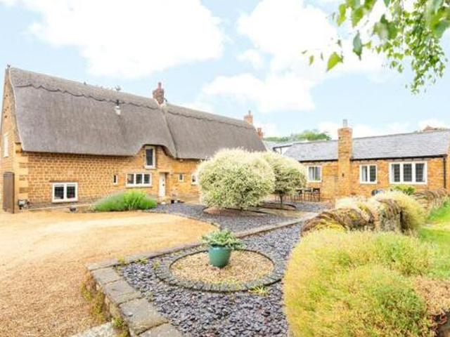 House for sale in Northampton, Northamptonshire