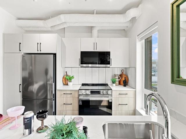 Apartment for rent in Sunnyside, Calgary