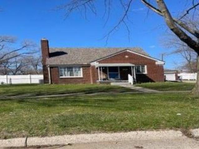 House for sale in Dearborn Heights