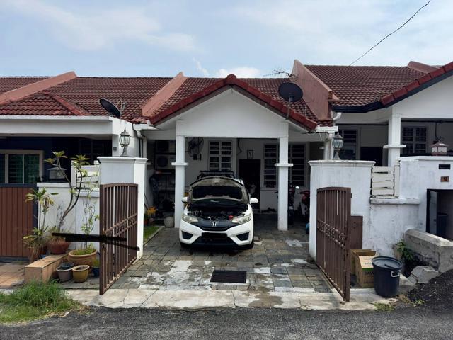 Terraced House for sale in Petaling, Subang Jaya