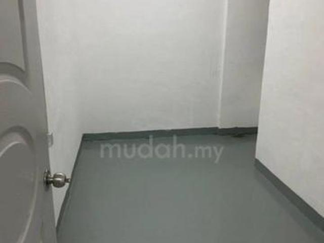 Flat for sale in Wellesley, Penang