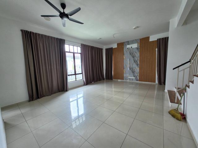 Residential House for rent in Kajang, Langat