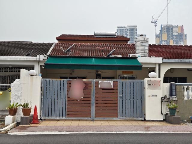 Terraced House for sale in Kuchai Lama, Kuala Lumpur