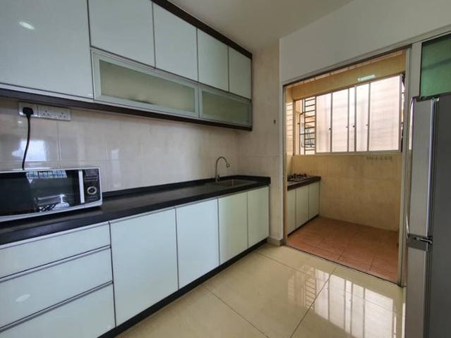 Apartment for sale in Petaling, Damansara Damai