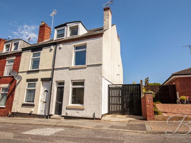 House for rent in Berry Hill, Potters Corner