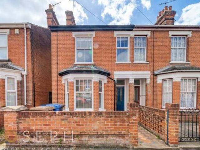 House for rent in The Dales, Key Street