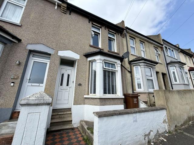 House for rent in Strood