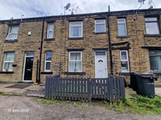 House for rent in Lower Woodlands, West Yorkshire