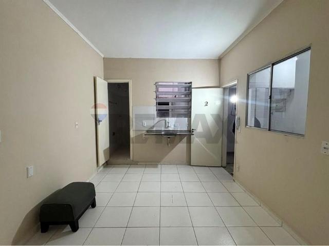 Kitnet aluguel em Região Imediata de São Paulo, Região Metropolitana de São Paulo