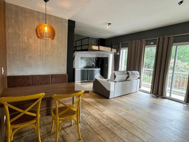 Kitnet aluguel em Região Imediata de São Paulo, Região Metropolitana de São Paulo