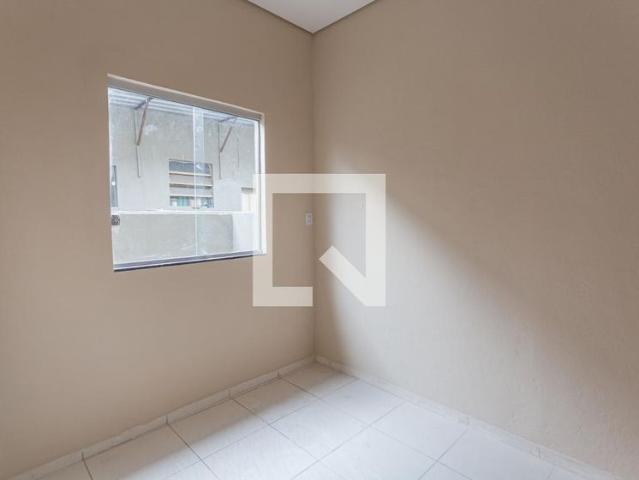 Kitnet aluguel em Região Geográfica Imediata de Belo Horizonte, Região Metropolitana de Belo Horizonte