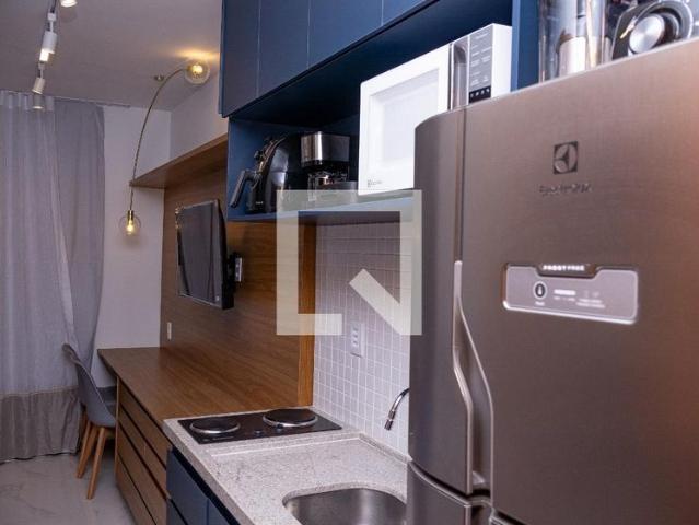 Kitnet aluguel em Jardim Armação, Salvador