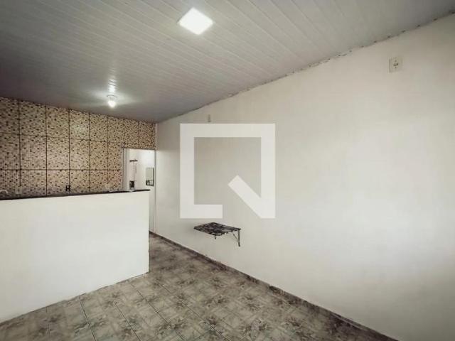 Kitnet aluguel em Região Geográfica Imediata de Belo Horizonte, Região Metropolitana de Belo Horizonte