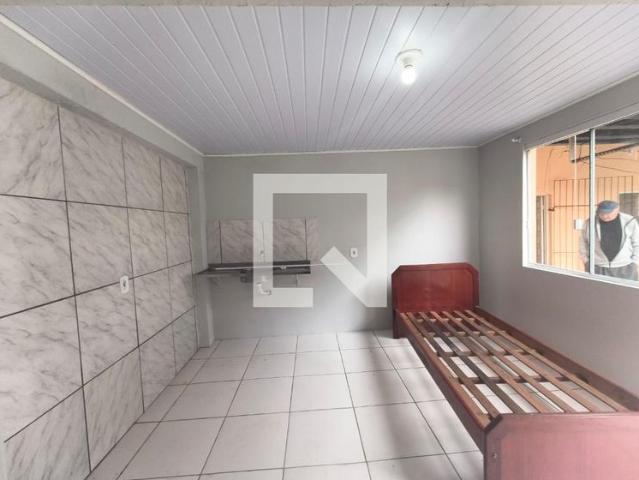 Kitnet aluguel em Região Geográfica Imediata de Florianópolis, São José