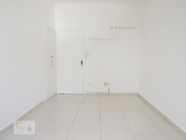 Kitnet venda em Região Imediata de São Paulo, Região Metropolitana de São Paulo
