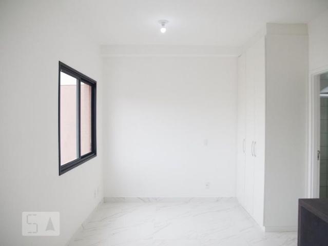 Kitnet aluguel em Região Imediata de São Paulo, Região Metropolitana de São Paulo