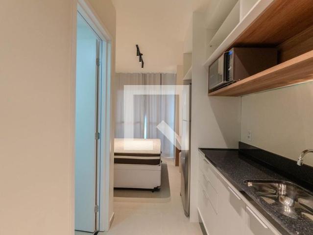 Kitnet aluguel em Região Imediata de São Paulo, Região Metropolitana de São Paulo